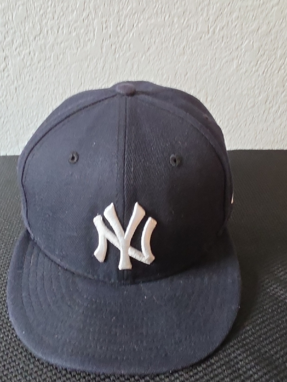 New Era Navy and White New York Yankees Fitted Cap